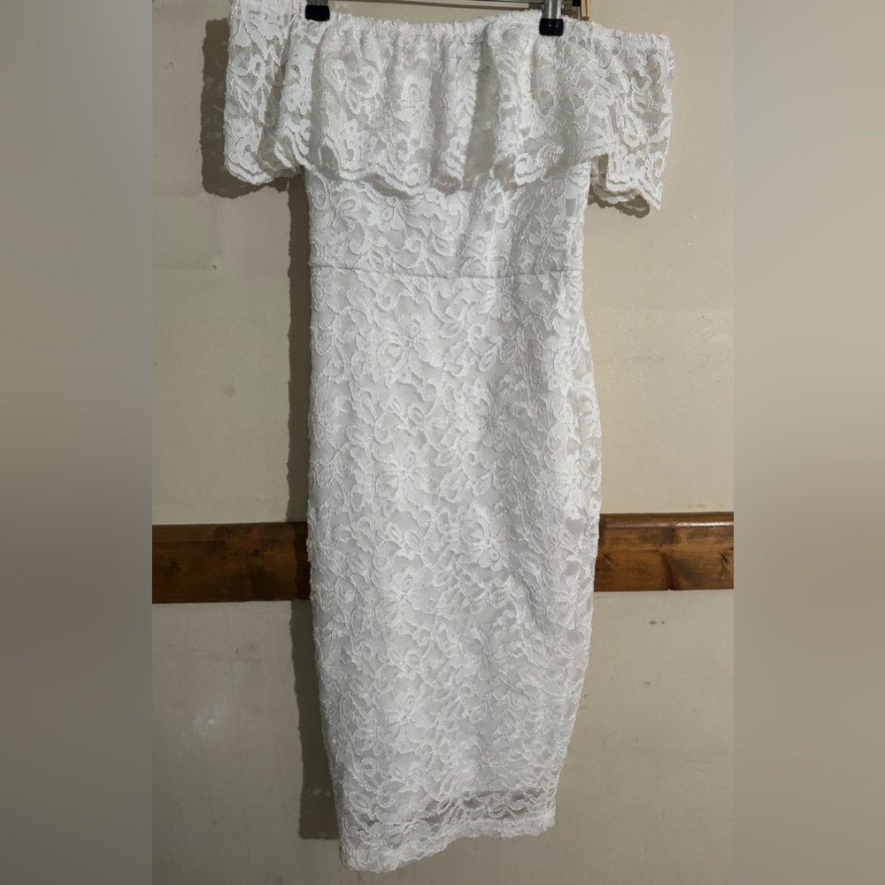 Windsor White Off-The-Shoulder Dress